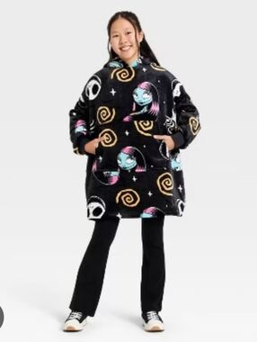 Girls' The Nightmare Before Christmas Oversized Plush Hooded Sweatshirt - Black